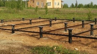 Установка и монтаж - винтовые сваи в Белой Калитве для свайного фундамента дома. Цена от 2038 руб - видео закручивание